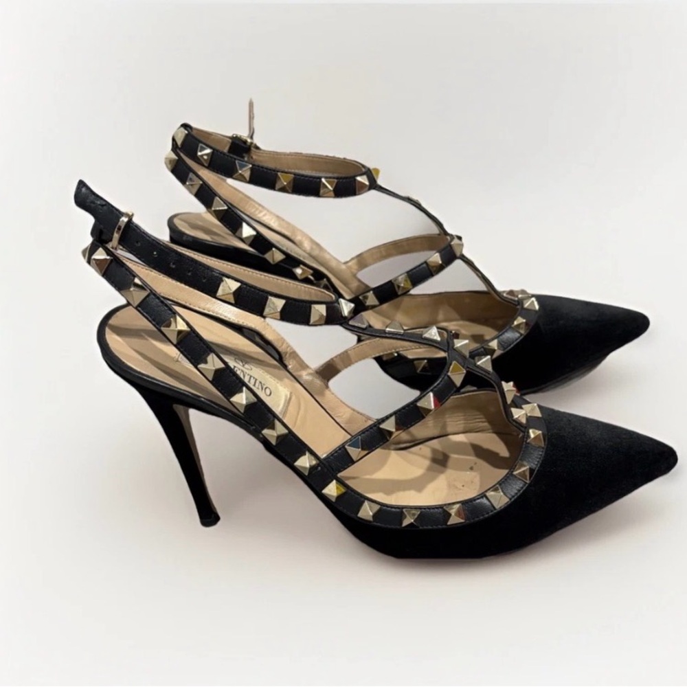 Valentino Garavani Rock stud Ankle Strap Pump Suede Size- 39 Used
